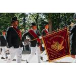 KirmesSonntag_02_Parade_Fahnengruppe.jpeg